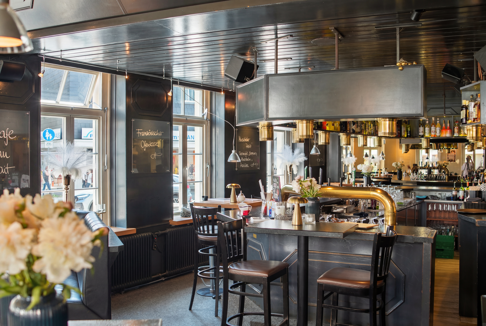 Le Bistro Weinbar