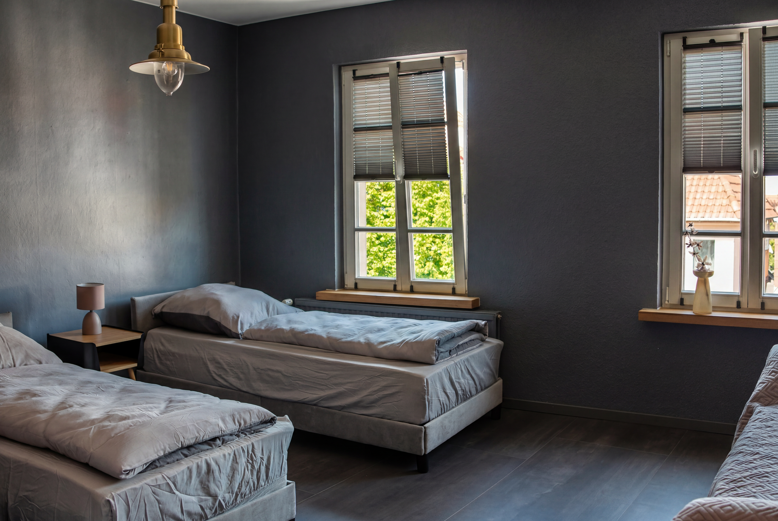 Schlafzimmer 1
